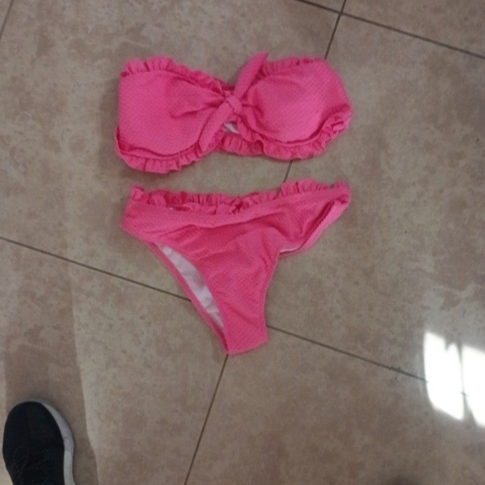 Pink Ruffled Bikini Set Brand New large